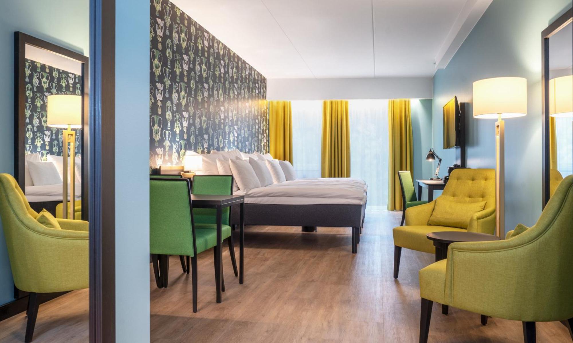 Family Suite,1216772452:JPEG